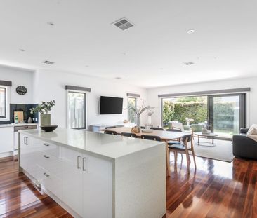 Family Excellence in Landscaped Bliss - Photo 2