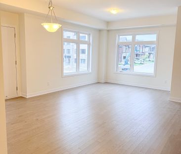 For Lease - 21 Harvey Bunker Crescent, Markham, Ontario - Photo 3