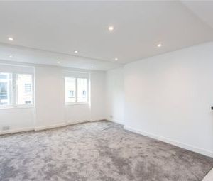 2 Bedrooms Flat to rent in Charlotte Street, London W1T | £ 575 - Photo 1