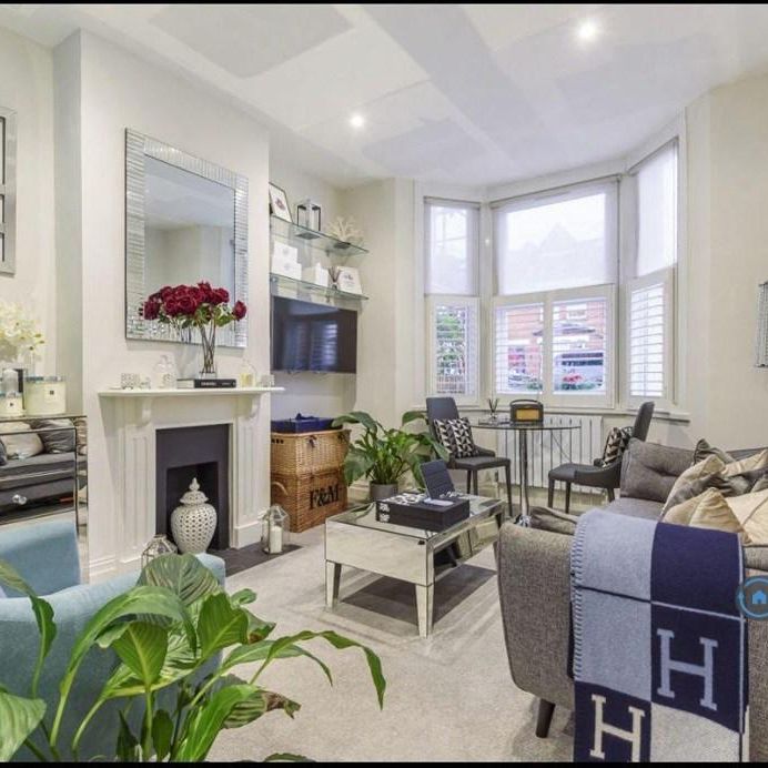 1 bedroom flat to rent - Photo 1