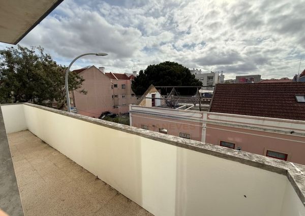 Apartamento T5 em Lisboa