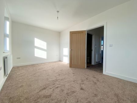 2 bedroom terraced house to rent - Photo 3