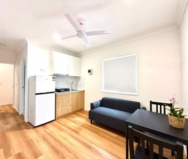 Don’t Miss! Step outside to catch the bus — direct to CBD. So easy,... - Photo 6