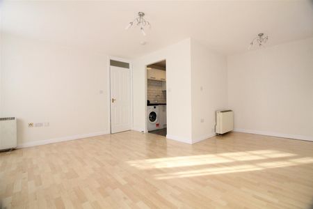 Warwick Road, West Drayton - Photo 4