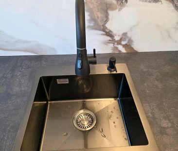 Schöne 1 Zimmer Penthouse-Wohnung - Photo 6