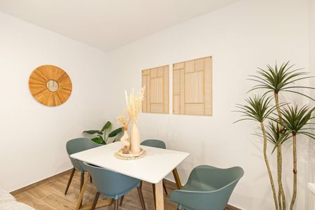 Travessera de les Corts, Barcelona, Catalonia 08029 - Photo 5