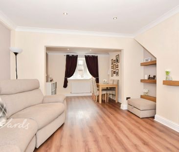 3 bedroom terraced house to rent - Photo 2