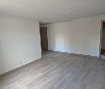 Location Appartement 2 pièces 44m² ALENCON 61000 - Photo 3