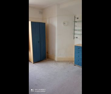 Studio Flat, Streatham, SW16 - Photo 1