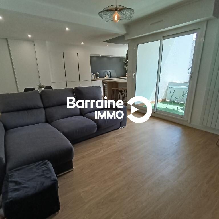 Location appartement à Larmor-Plage, 3 pièces 65.43m² - Photo 1