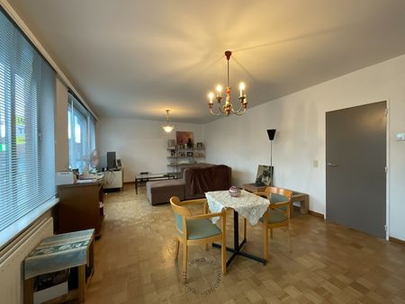 Appartement met twee slaapkamers in het centrum van Verrebroek - Photo 3