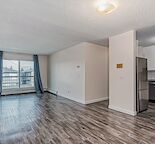 4340 73 Street Northwest, Calgary - Photo 2