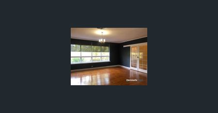 Fabulous location, fabulous lifestyle! - Photo 2