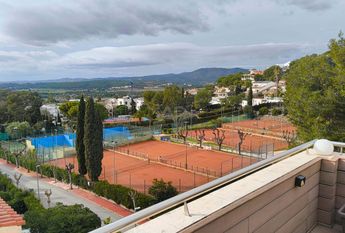 Barcelona, Catalonia 08810