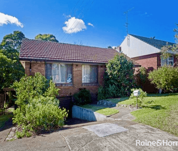 Three Bedroom home in great location - Photo 6