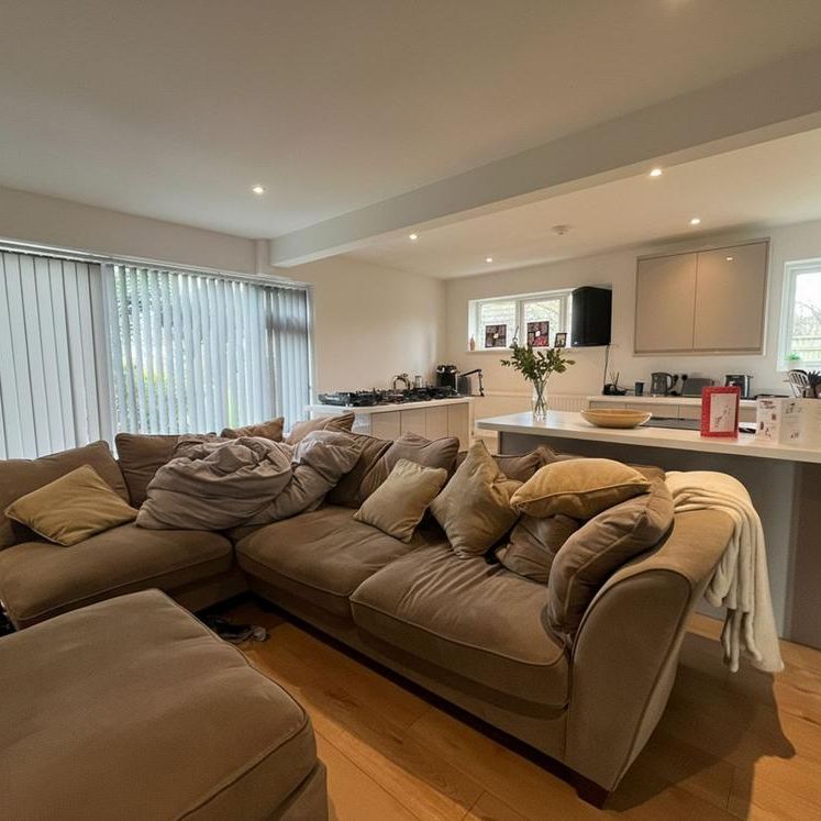 3 bedroom detached bungalow to rent - Photo 1