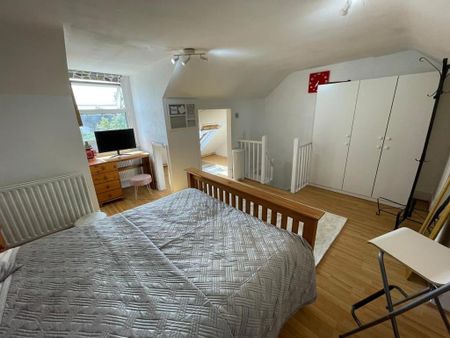 Room in a Shared House, Barking Road, E13 - Photo 5