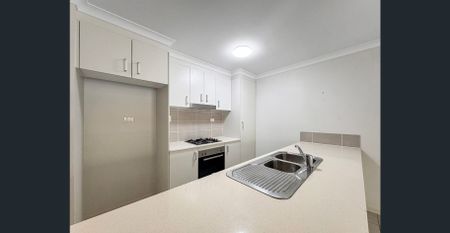 Duplex in Tannum Sands - Photo 5