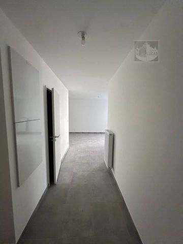 Rental Apartment - Photo 2