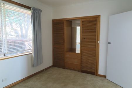 8 Jefferson Court Lutana TAS 7009 Australia - Photo 5