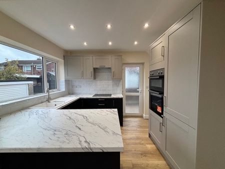 Lindale Road, Chesterfield, S41 - Photo 2