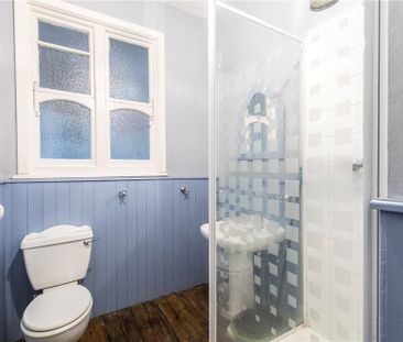 5 bedroom semi-detached house to rent - Photo 4