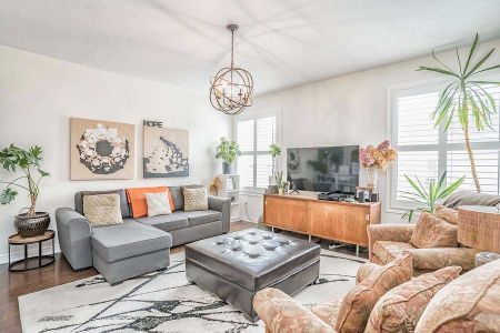 For Lease - 273 Riverlands Avenue, Markham, Ontario - Photo 5