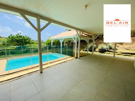 Location Maison 4 pièces 99m² LE VAUCLIN 97280 - Photo 2