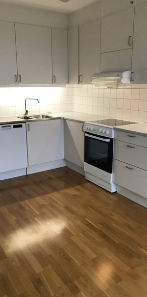 Landbotorpsallén 27 C - Photo 1