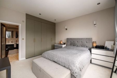 3 bedroom apartment to rent - Photo 4