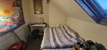 5 Bed - 10 Hessle Terrace, Hyde Park, Leeds - LS6 1EQ - Student - Photo 4