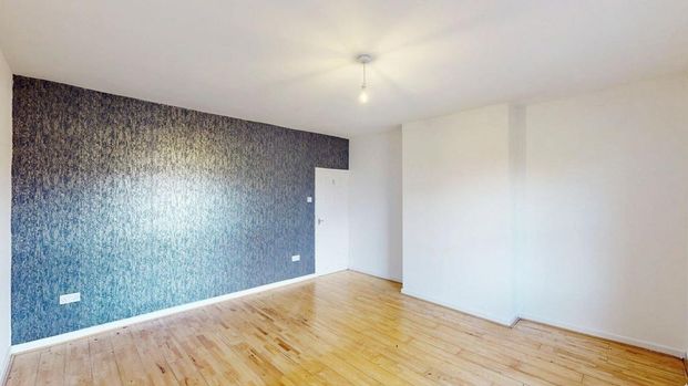 2 bedroom semi-detached house to rent - Photo 1