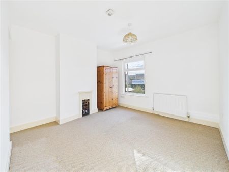2 bedroom Terraced House to rent - Photo 5