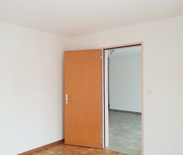 Appartement de 90 m2 au 1er étage - Photo 2