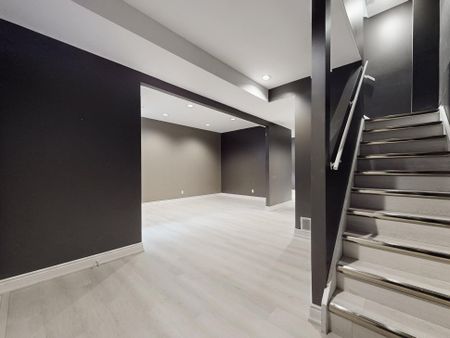 For Lease - 5386 Sheldon Park Drive, Burlington, Ontario - Photo 3