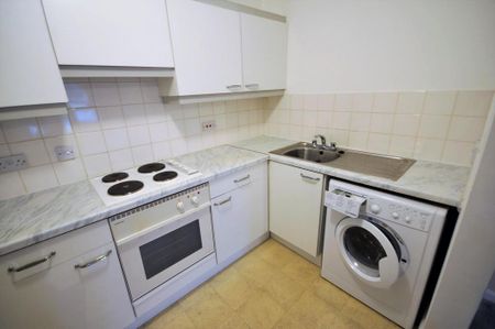 1 bedroom apartment to rent - Photo 3