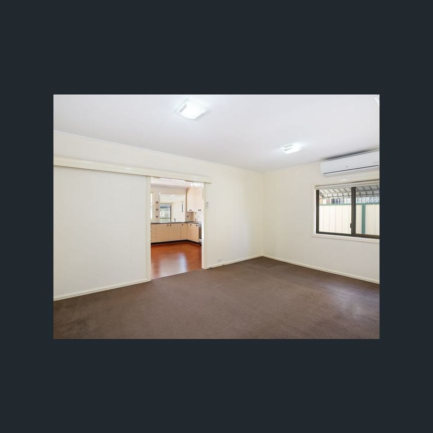 WELL PRESENTED LARGE 3 BEDROOM HOME - Photo 1