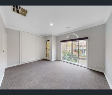 6 Bendall Street, Kensington, Vic 3031 - Photo 3