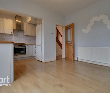 3 bedroom semi-detached house to rent - Photo 6