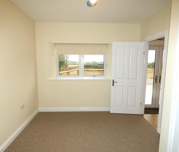 2 bedroom bungalow to rent - Photo 5