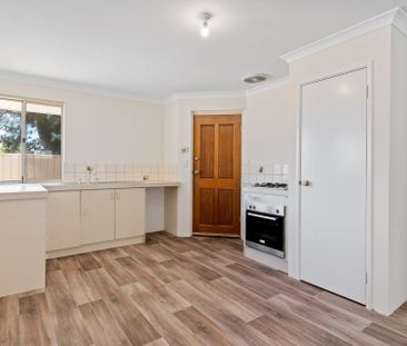 Welcome Home to Comfort - Photo 2