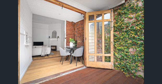 A Refined Edwardian Sanctuary with Inner-Urban Prestige - Photo 1