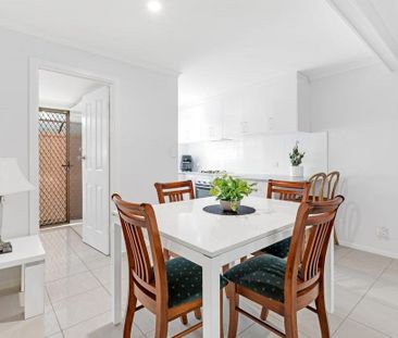 Fully-Renovated, Stylish Two Bedroom Townhouse in a Prime Location! - Photo 2