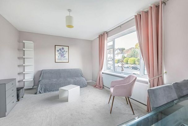 1 bedroom flat to rent - Photo 1