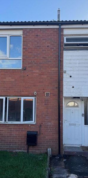 3 bedroom terraced house to rent - Photo 2