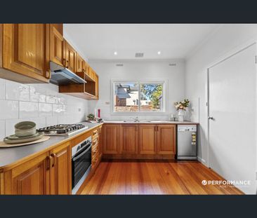 1/2 Norvel Street, Blackburn, Vic 3130 - Photo 1