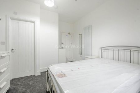 4 bedroom house share to rent - Photo 5