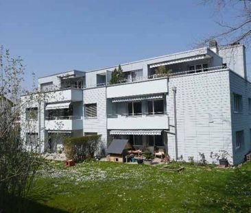 Tolle Attikawohnung mit Cheminée - befristet - Ende November 2026 - Photo 1