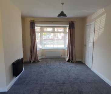 2 bedroom semi-detached house to rent - Photo 3