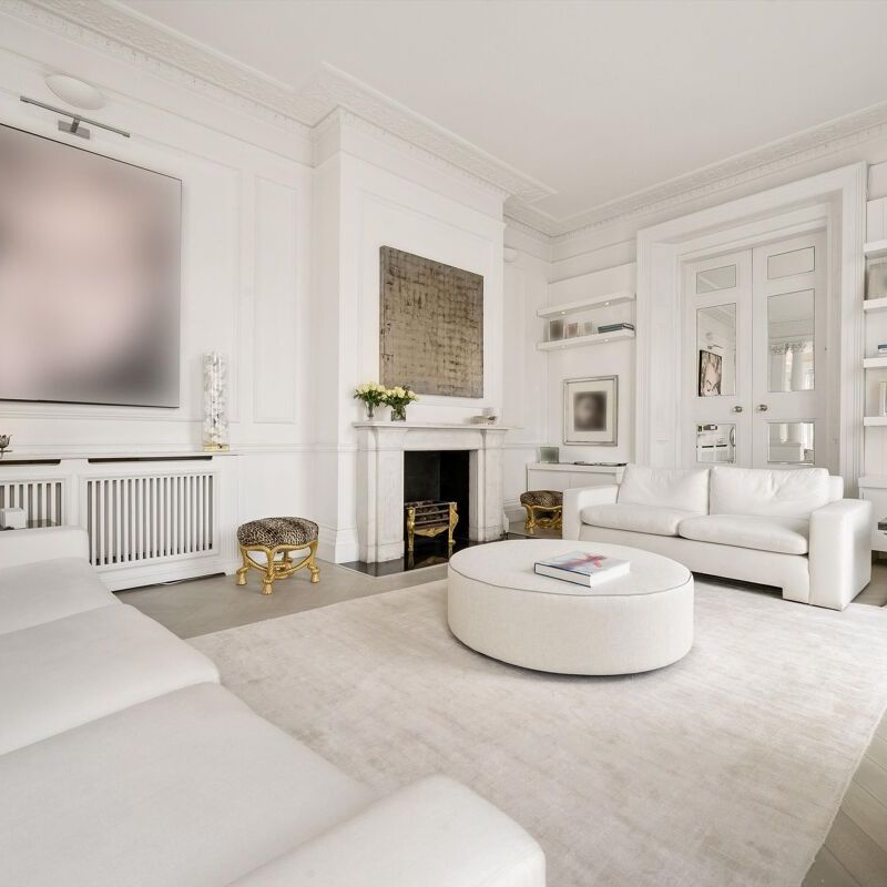 An exceptional two bedroom apartment to rent in the heart of Belgravia, SW1. - Photo 1